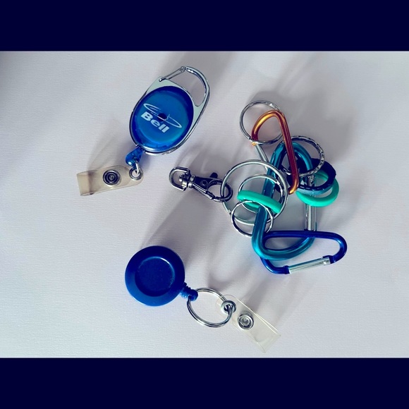 🆕 NEW 14 pcs Set of several hooks and holders for keys or cards - Picture 4 of 17